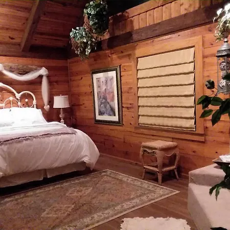 Cherokee Mountain Log Cabins Eureka Springs Exterior photo